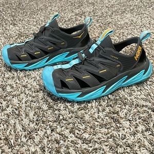 Hoka Hopara hiking sandal in gray and blue